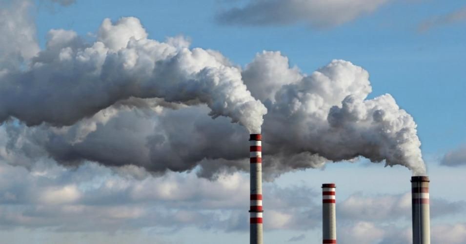 Newly-published research from Oxfam International reveals that the wealthiest 1% of the world's population is responsible for more than twice as much CO2 pollution as the bottom half of humanity. (Photo:isciencetimes.com) 