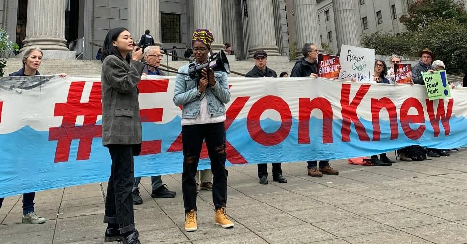 Supporters of the New York Attorney General's case against ExxonMobil gathered outside the New York County Supreme Court on Oct. 22. (Photo: Lindsay Meiman/Twitter)