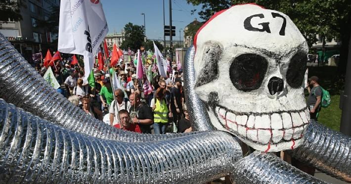 People demonstrating against the upcoming G7 summit gather for a protest march on June 4, 2015 in Munich, Germany. (Photo: Sean Gallup/Getty)