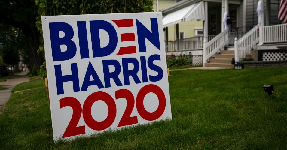 A political poster favoring U.S. presidential candidate former Vice President Joe Biden and Sen. Kamala Harris (D-Calif.) is placed on a front lawn September 11, 2020 in Scranton, Pennsylvania. (Photo: Robert Nickelsberg/Getty Images)