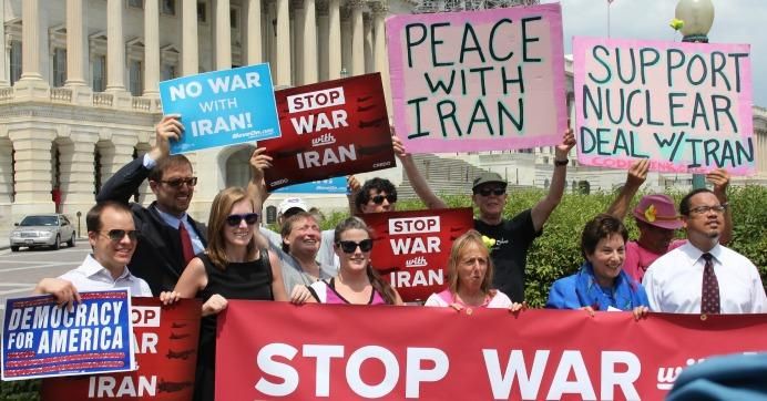 Progressive groups on Capitol Hill on July 29, 2015 after delivering 400,000 petition signatures to Congress in support of the Iran deal. (Photo: Ben Wikler/flickr/cc)