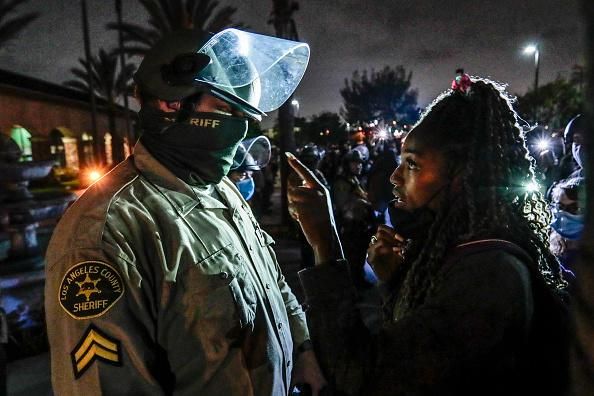 Black Lives Matters protesters demonstrate at the South LA Sheriff's Station hours after Dijon Kizzee was shot to death by deputies. (Photo: Robert Gauthier/Los Angeles Times via Getty Images)