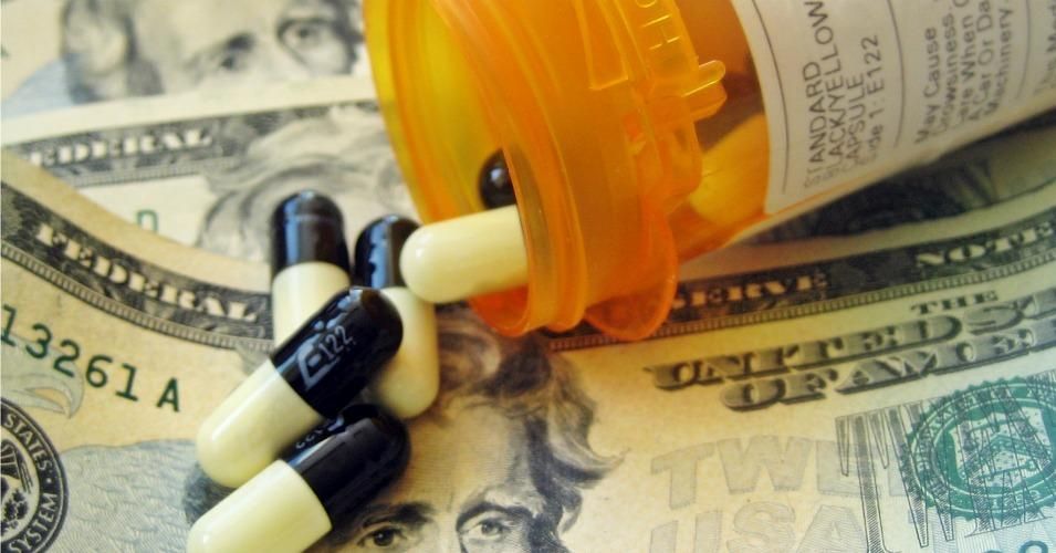 The Trans-Pacific Partnership is poised to dramatically hike the costs of medicines around the world. (Photo: Images Money/flickr/cc)