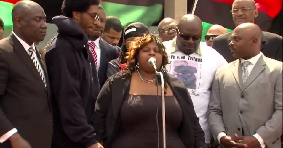 Tamir Rice's mother Samaria Rice speaks at a news conference in front of the Cleveland Courthouse on Monday. (Photo: Screen Shot/ABC 5)