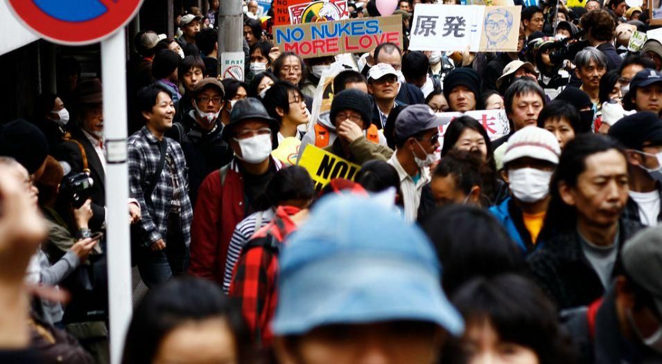 An anti-nuclear power protest in April 2011 following the Fukushima Daiichi meltdown. (Photo: Matthias Lambrecht/cc/flickr)