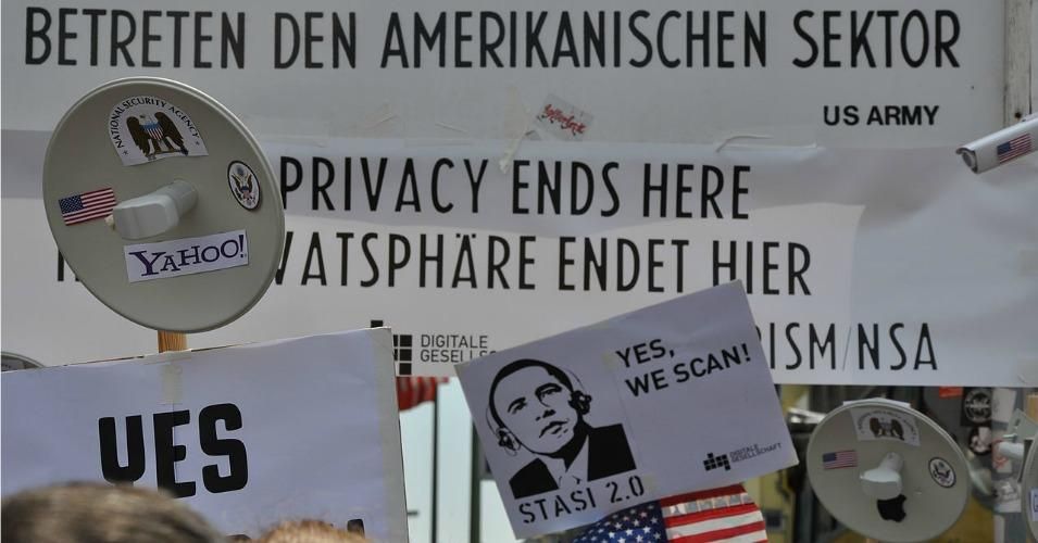 Germans protest against the NSA surveillance program PRISM in Berlin June 2013. (Photo: Digitale Gesellschaft / Wikimedia Creative Commons)