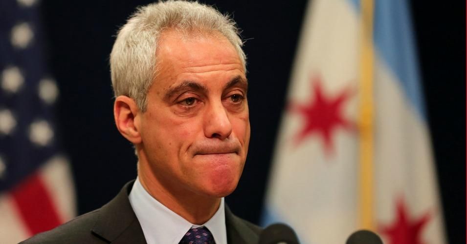 Rahm Emanuel said ‘no’ in response to question of whether he will resign amid backlash against Chicago police and government for handling of Laquan McDonald case. (Photo: Anthony Souffle/Zuma Press/Corbis)