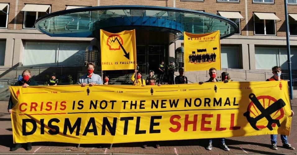 A demonstration against Shell's role in the climate crisis took place at the company's headquarters in The Hague, Netherlands on May 18, 2020. (Photo: Shell Must Fall/Twitter)