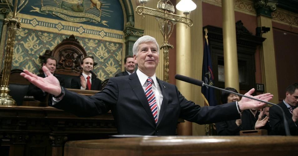 "I want Gov. Snyder to solve the problem and basically get up out of office," said longtime Flint resident Tomeko Hornaday. (Photo: AP)