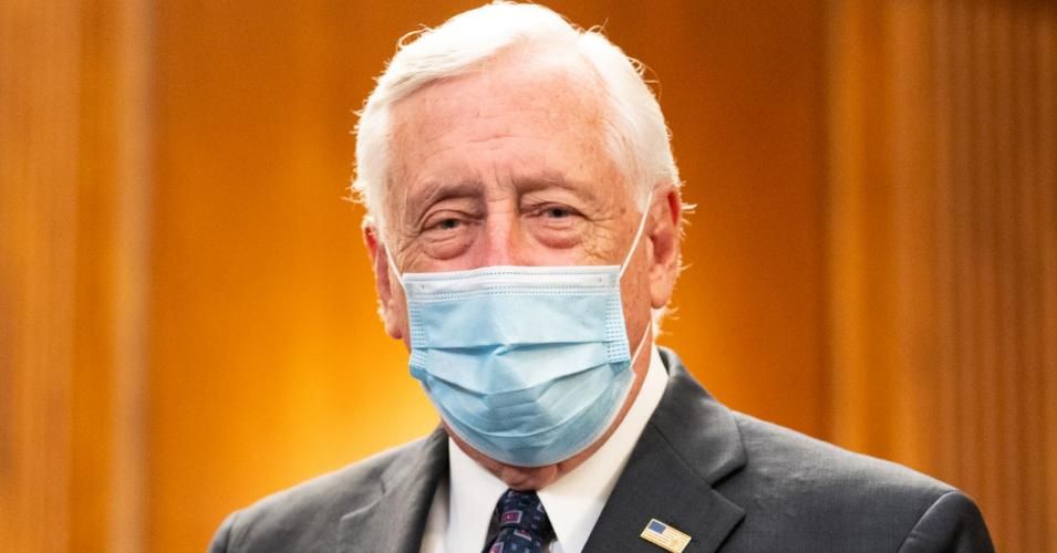 Rep. Steny Hoyer (D-Md.), the House majority leader, wears a face mask as a precaution against the spread of Covid-19. (