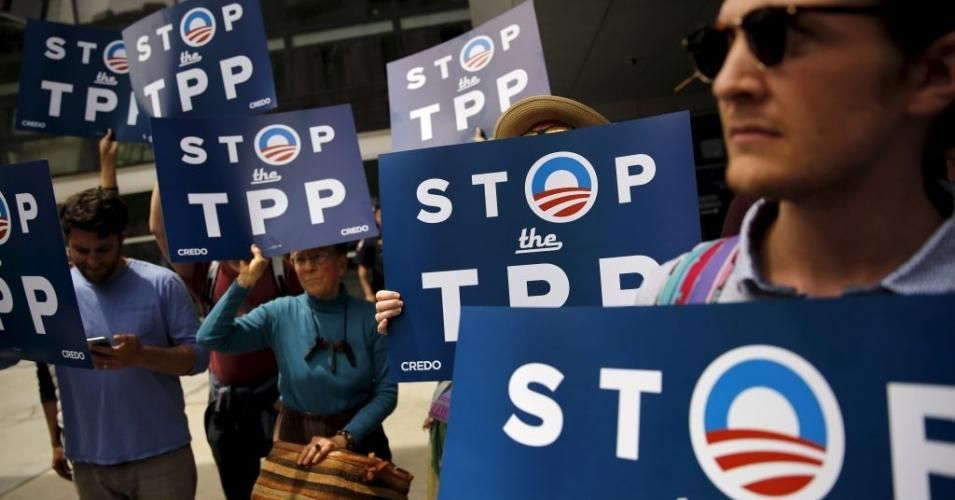 Despite widespread opposition to the Trans Pacific Partnership, on Tuesday U.S. President Barack Obama declared: "Right now I'm president and I'm for it." (Photo: Robert Galbraith/Reuters) 