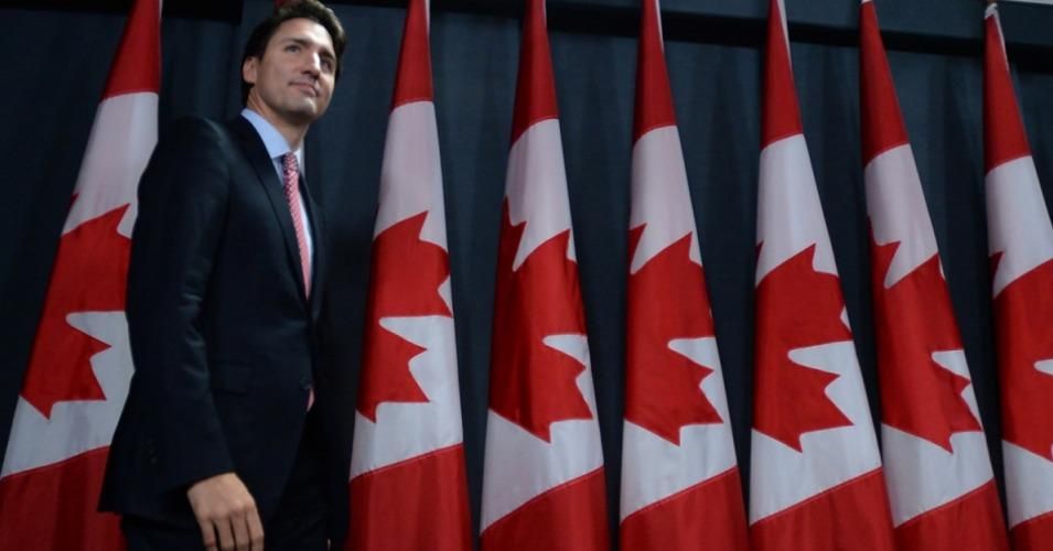Prime Minister-designate Justin Trudeau arrives for his first news conference since the landslide Liberal Party victory on Monday. (Photo: Sean Kilpatrick / he Canadian Press)