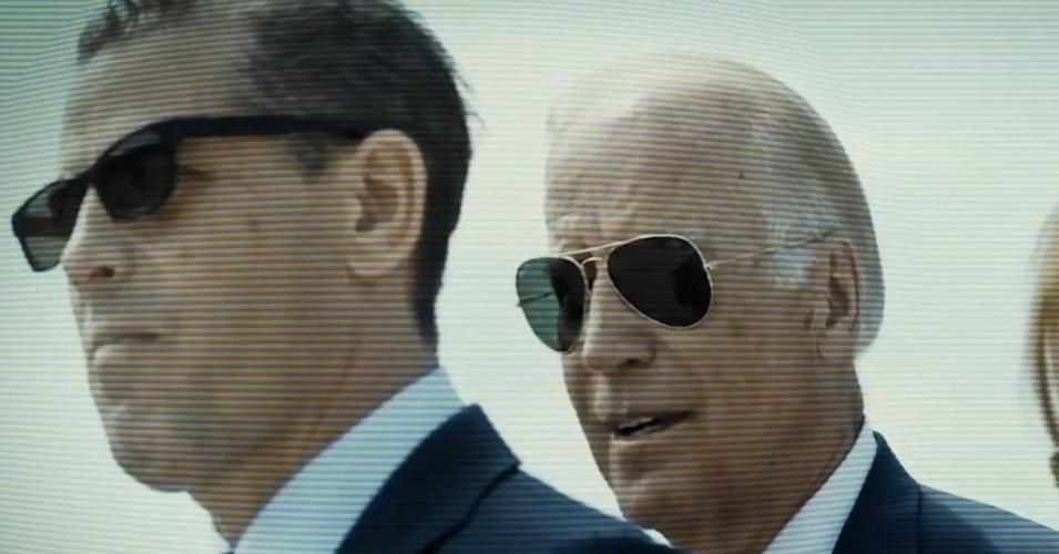 A screenshot of the Trump Campaign's new campaign ad that is riddled with falsehoods and misleading statements. "When Joe Biden went to Ukraine," explains the investigative reporter who first broke the story back in 2015, "he was not trying to protect his son — quite the reverse." (Photo: 2020 Trump Campaign ad/Screenshot)