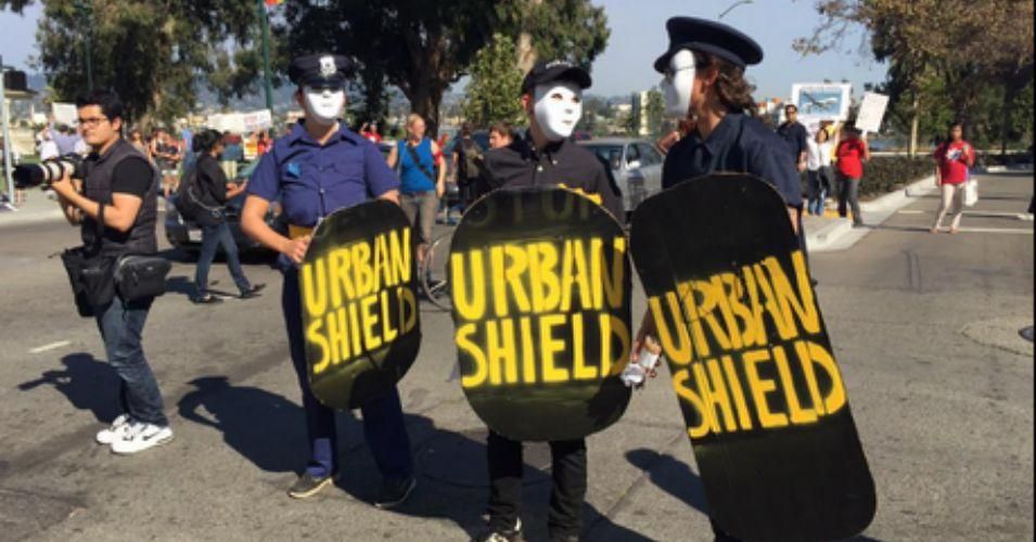 Community resistance to last year's annual Urban Shield gathering compelled the city of Oakland, Calif. to drop its affiliation with the convention. (Photo: Julia Carrie Wong/Twitter)