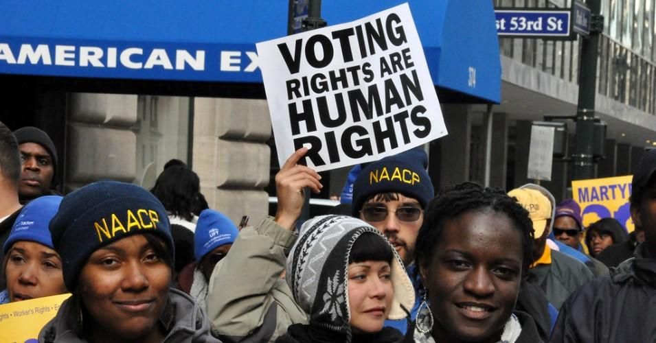 Demonstrators protest for voting rights in New York City. (Photo: Michael Fleshman/cc)