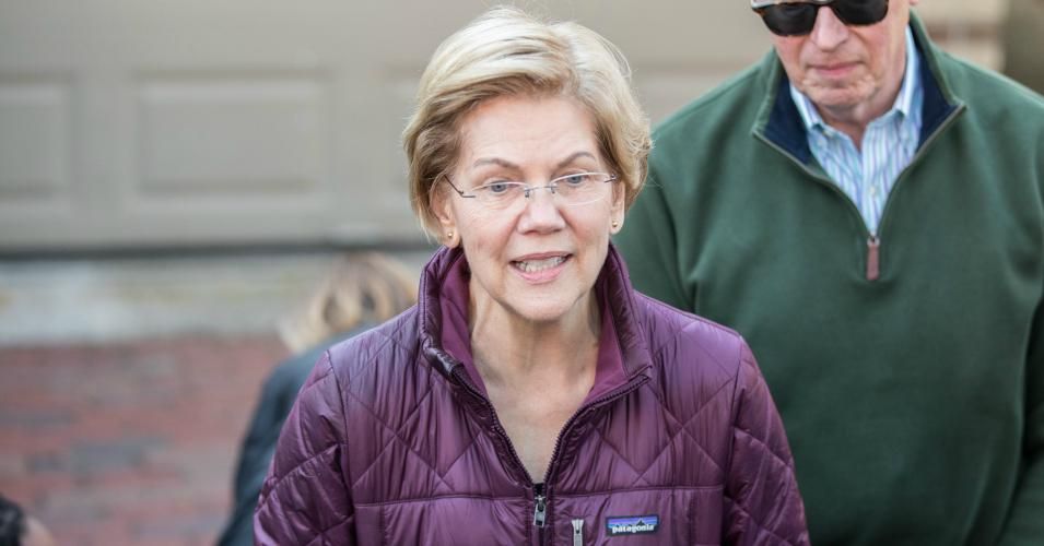 Democratic presidential candidate Sen. Elizabeth Warren (D-MA), with husband Bruce Mann, announces that she is dropping out of the presidential race during a media availability outside of her home on March 5, 2020 in Cambridge, Massachusetts. (Photo: Scott Eisen/Getty Images)