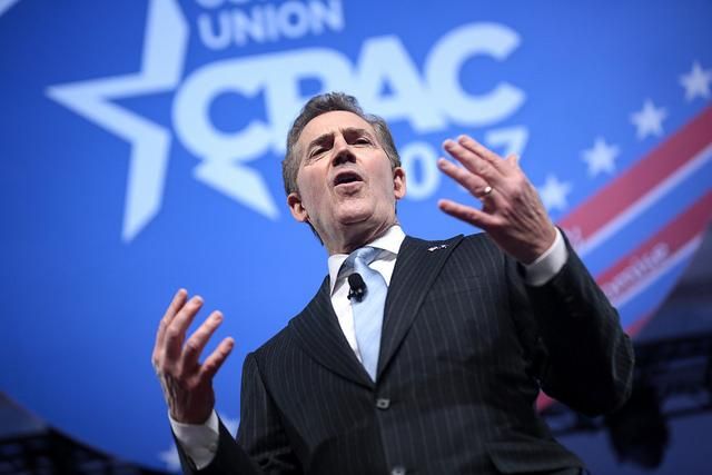 President Jim DeMint of the Heritage Foundation speaking at the 2017 Conservative Political Action Conference (CPAC) in National Harbor, Maryland. (Photo: Gage Skidmore/flickr/cc) 