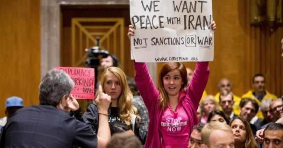 CODEPINK protesters at Congressional hearing on Iran in 2015. (Photo: CODEPINK)
