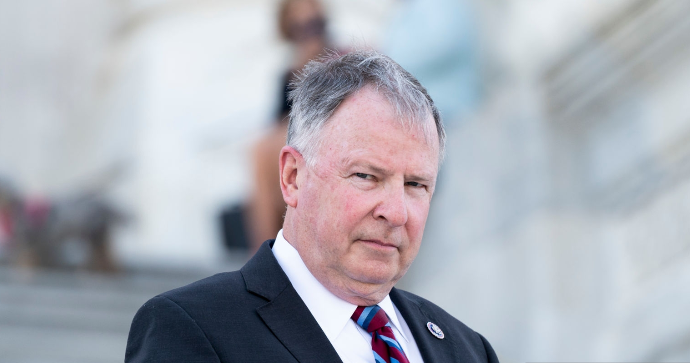 Rep. Doug Lamborn (R-Colo.) walks down the House steps of the Capitol after a vote on Tuesday, April 20, 2021. (Photo: Bill Clark/CQ-Roll Call, Inc via Getty Images)