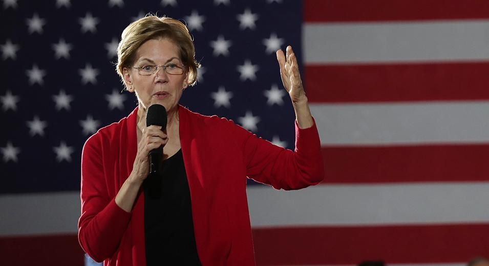 Democratic presidential candidate Sen. Elizabeth Warren (D-MA) speaks during a campaign stop at The River Center on December 28, 2019 in Des Moines, Iowa. Warren wants to rein in capitalism's excesses but calls for a gentler capitalism are mere fads. 