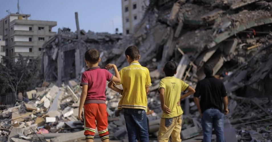 Israeli warplanes launched attacks on a residential tower in the al-Nasr neighborhood of Gaza City during "Operation Protective Edge" in August of 2014.