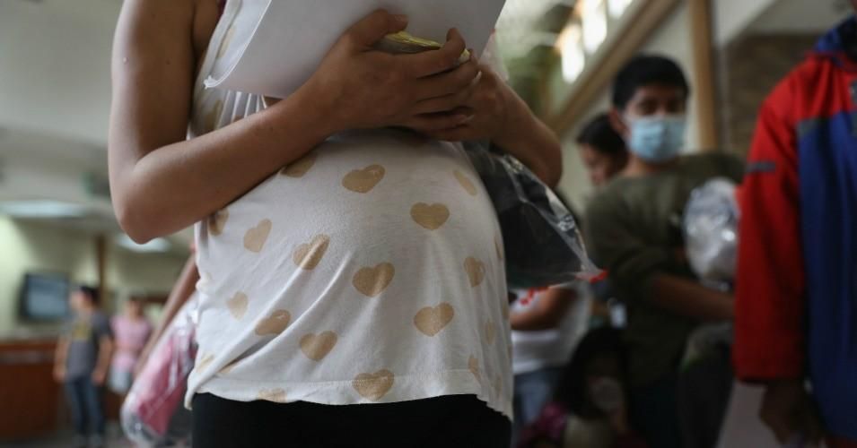 "Pregnancy could be a rewarding yet challenging and stressful experience for women," writes Tanjeem. "Pregnant women need not the additional burden of dealing with the impossible “choice” of getting the vaccine in the absence of reliable clinical trial data." (Photo: John Moore/Getty Images)