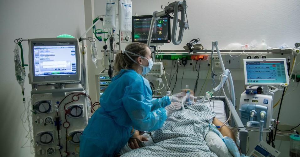 An intensive care nurse treat a patient at intensive care unit at the Klinikum Bad Hersfeld hospital on March 20, 2020 in Bad Hersfeld, Germany. 
