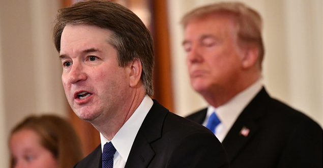 "The Supreme Court may well have to decide key legal and constitutional issues revolving around Donald Trump and his scandals." (Photo: MANDEL NGAN/AFP/Getty Images)