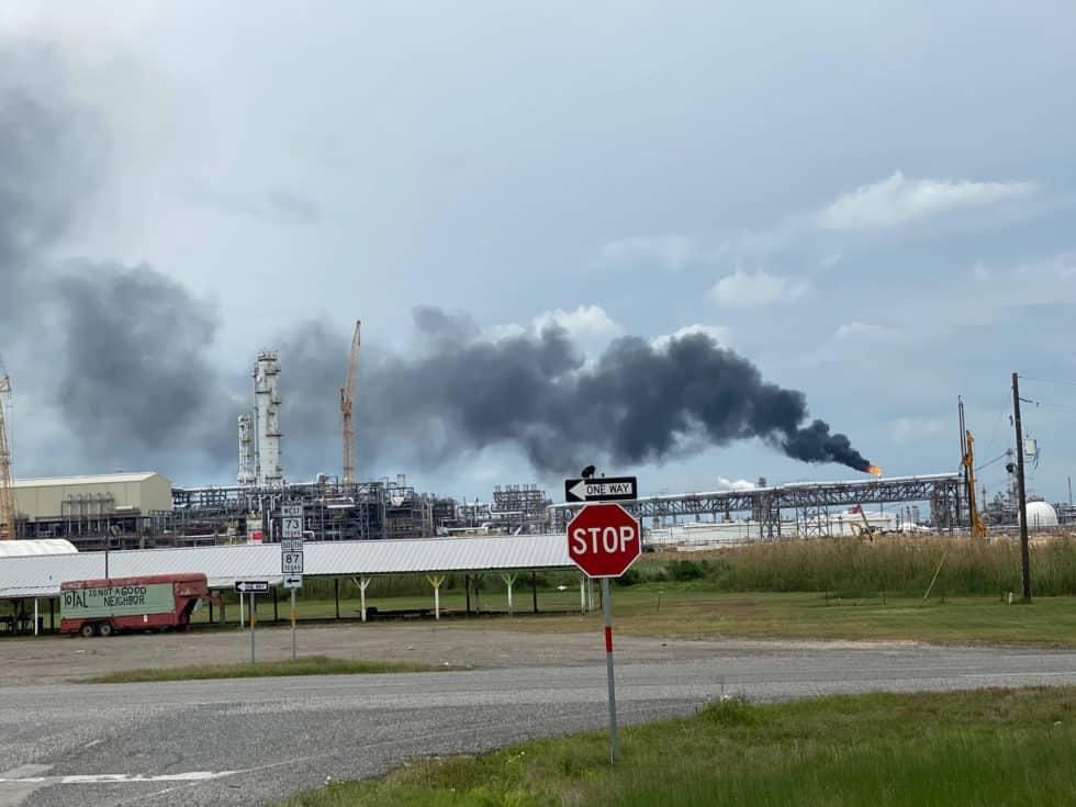 TOTAL refinery, Port Arthur, Texas. (Photo: Hilton Kelley, CIDAInc.org / cc)