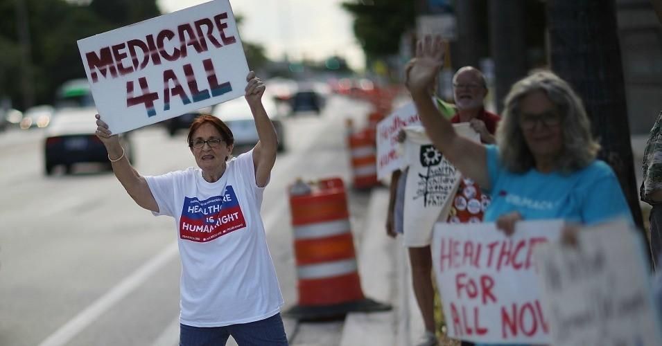 Protesters on July 24, 2017 in Fort Lauderdale, Florida railed against Republican senators attempting to destroy the Affordable Care Act also made clear their demand for Medicare for All that would cover everybody with high-quality care.