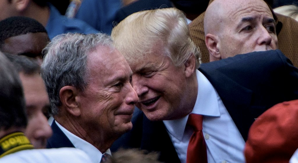 2020 Democratic hopeful and mega-billionaire Michael Bloomberg and Republican President Donald Trump share a congenial moment in this file photo. (Photo: Brendan Smialowski/Getty Images)