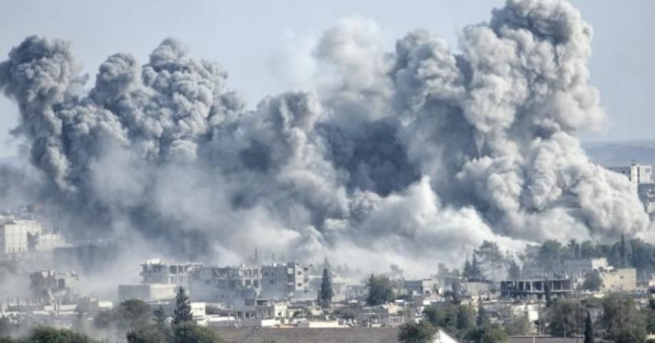 U.S. bombs explode over Syria, 2014