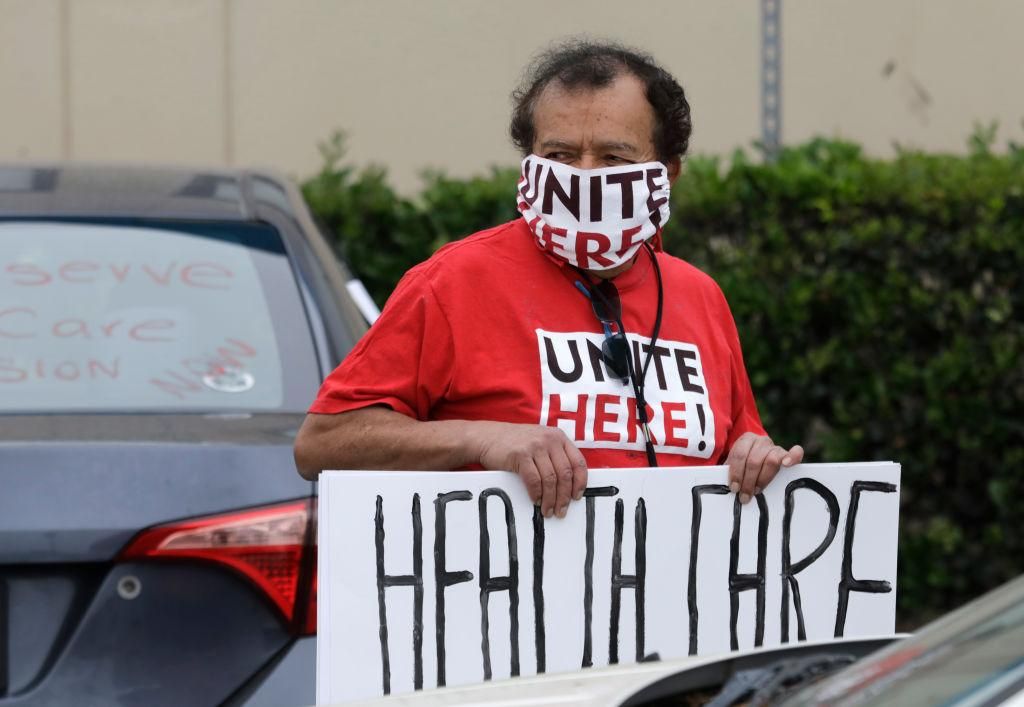 UNITE-HERE! is a union representing 300,000 workers in the hospitality industry—that world of hotels and bars, restaurants and caterers. (Photo: Myung J. Chun / Los Angeles Times via Getty Images)