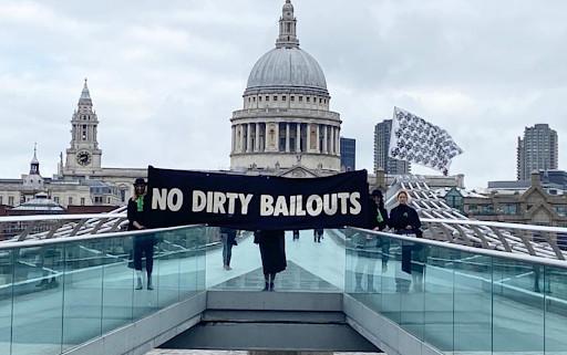 We cannot go back to the dirty past, otherwise we will have no collective future. (Photo: Extinction Rebellion)