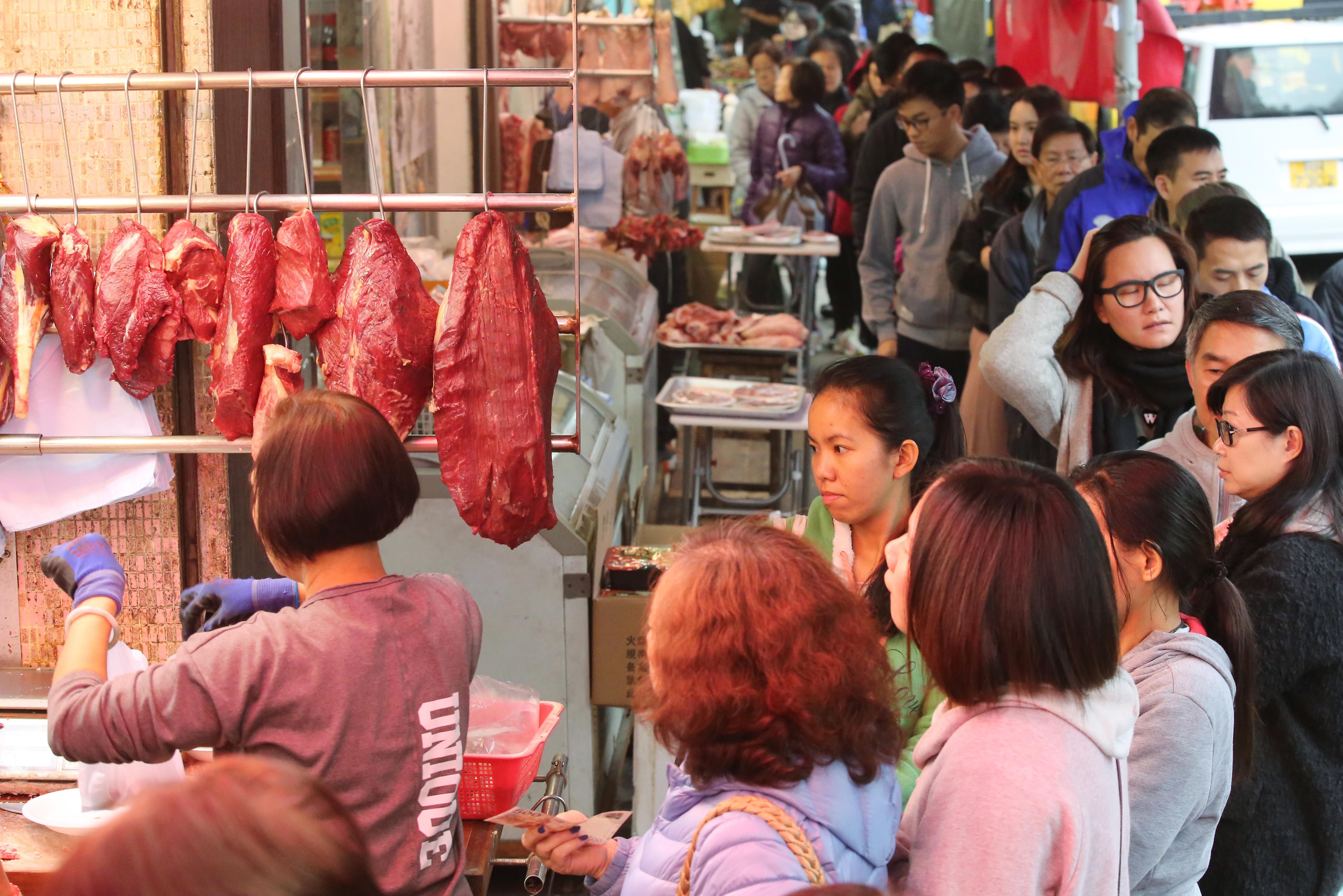 Wet markets are an established and ingrained part of Chinese community and culture, and thus it is no surprise that diseases are now jumping from animals to humans and humans to humans. (Photo by Edward Wong/South China Morning Post via Getty Images)