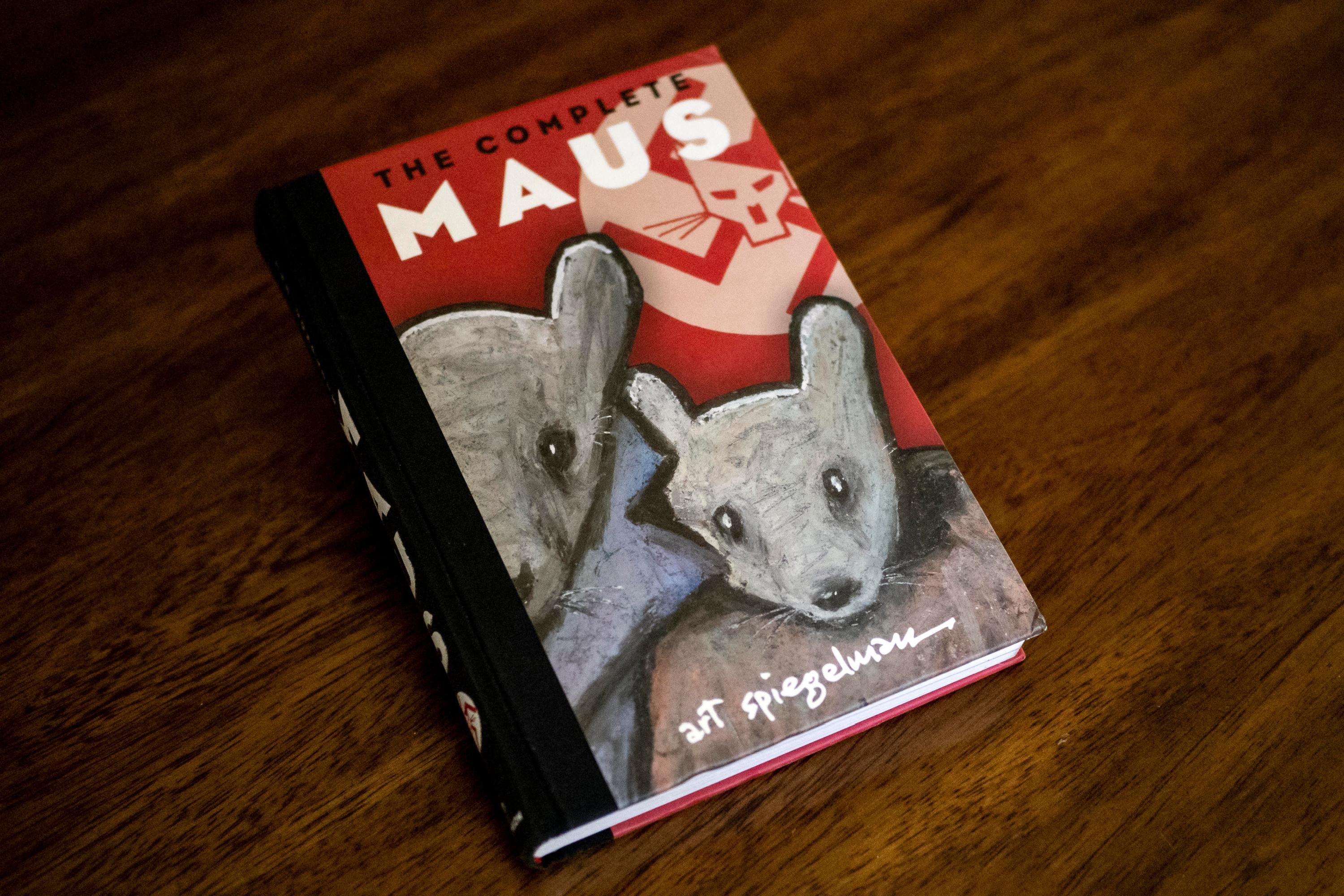 maus_book-1