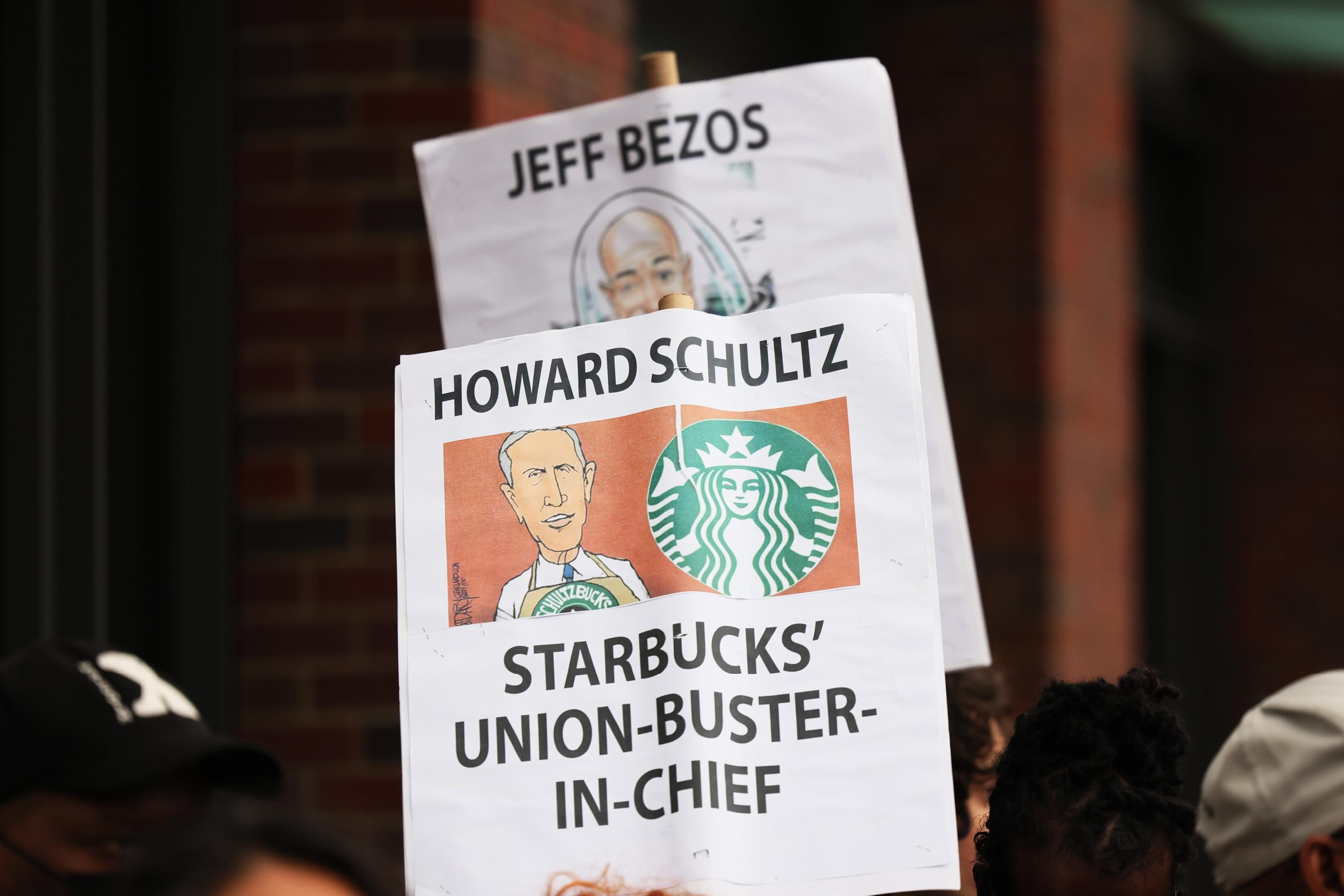 Demonstrators protest Starbucks union-busting