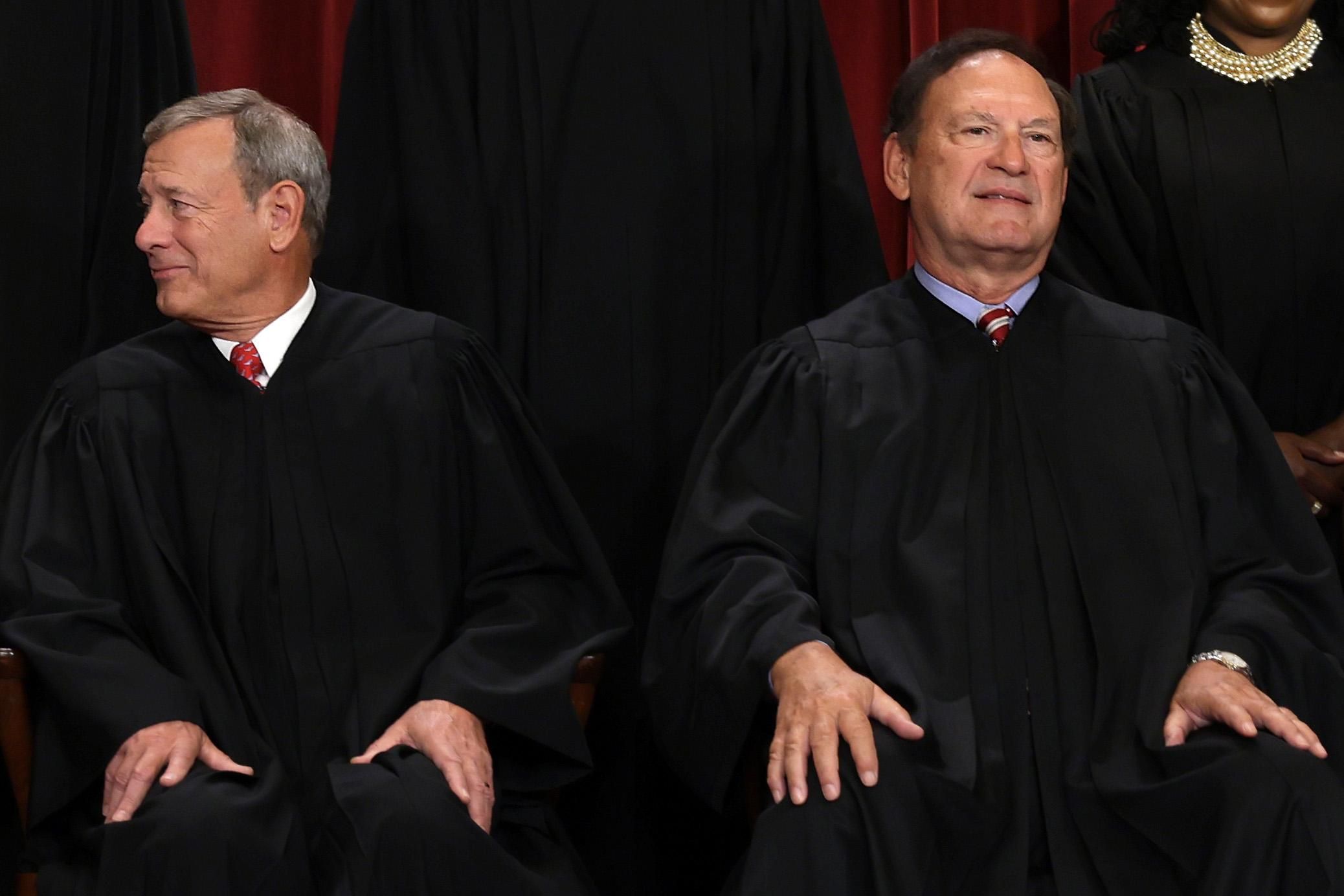 Justices John Roberts and Samuel Alito