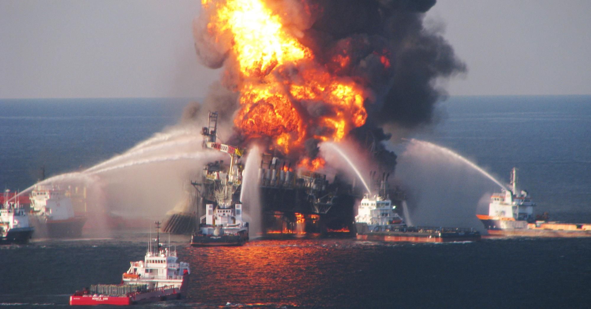Fire boats battle a fire at the offshore oil rig Deepwater Horizon on April 21, 2010 in the Gulf of Mexico off the coast of Louisiana. (Photo: U.S. Coast Guard via Getty Images)